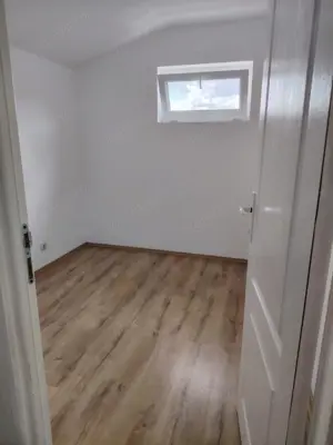 Inchiriez apartament 3 camere Dambovita - imagine 3