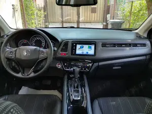 Honda HR-V 1.5 i-VTEC Executive automatic navi camera 68.000 km  - imagine 7