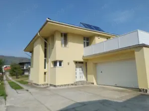 Casa finisată  , mobilată și utilată  , strada Victoriei