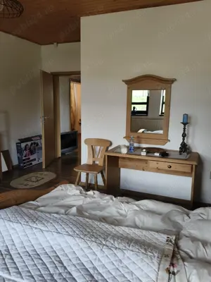 Casa de locuit 5(cinci ) camere la cheie-Radila -Valea Calugareasca - imagine 18