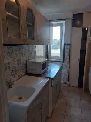 vand apartament 2 camere - imagine 2