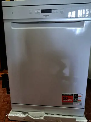 mașină de spălat vase Whirlpool 