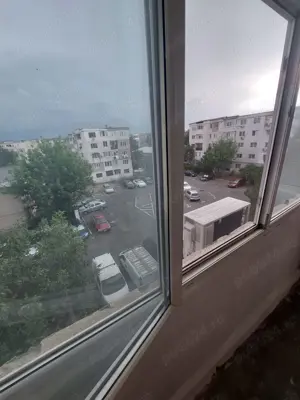 vand apartament 2 camere - imagine 5