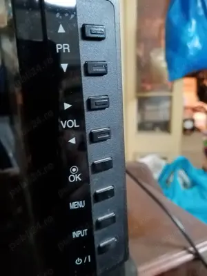 Televizor LG model 32LC42 - imagine 3