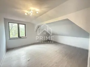 Casă cu 6 camere și grădină generoasă de vânzare în Benic