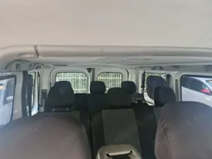  Autoturism Opel Vivaro minibus   - imagine 5