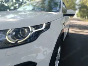 Land Rover Discovery Sport TD4  AWD 2016, Xenon, Line assist, Diesel, 1999cc, 180 CP, 7 locuri, Manu - imagine 3 Land Rover Discovery Sport TD4  AWD 2016, Xenon, Line assist, Diesel, 1999cc, 180 CP, 7 locuri, Manu - imagine 3