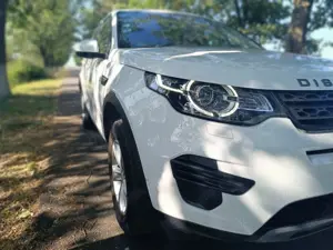 Land Rover Discovery Sport TD4  AWD 2016, Xenon, Line assist, Diesel, 1999cc, 180 CP, 7 locuri, Manu - imagine 7 Land Rover Discovery Sport TD4  AWD 2016, Xenon, Line assist, Diesel, 1999cc, 180 CP, 7 locuri, Manu - imagine 7