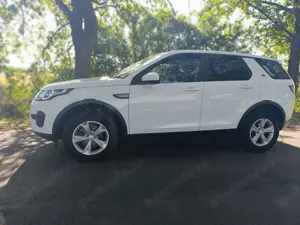 Land Rover Discovery Sport TD4  AWD 2016, Xenon, Line assist, Diesel, 1999cc, 180 CP, 7 locuri, Manu - imagine 9 Land Rover Discovery Sport TD4  AWD 2016, Xenon, Line assist, Diesel, 1999cc, 180 CP, 7 locuri, Manu - imagine 9