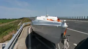 Barca pescuit - imagine 2