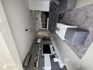 Aradului | Ap 2 Cam | Et 6 | Bloc Nou | Parcare Prv | Centrala Termica