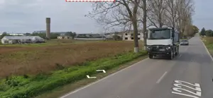 Teren si castel pentru apa, din caramida, soseaua Tulcea-Agighiol, Km 8  - imagine 2