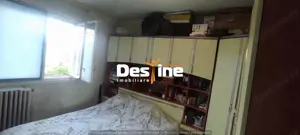 Ap 3 c, Sd, et 4-4, 60 mp, Podu Roș, bloc din 1968 - imagine 2