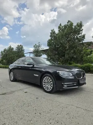BMW Seria 7 - 730d xDrive - imagine 2