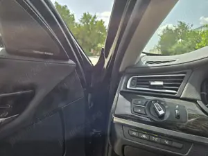 BMW Seria 7 - 730d xDrive - imagine 8