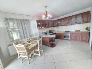 Casă de vis cu 4 dormitoare intr-o zona linistita din Salonta - imagine 2