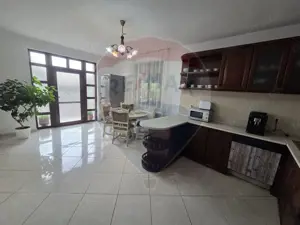 Casă de vis cu 4 dormitoare intr-o zona linistita din Salonta - imagine 17