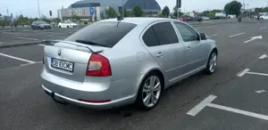 Skoda octavia RS, DSG, Xenon, Navigatie - imagine 2 Skoda octavia RS, DSG, Xenon, Navigatie - imagine 2