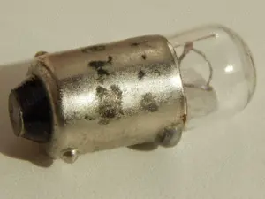 Bec mic cu filament 12 Volti 2 Watti tip SE 7425 - imagine 6