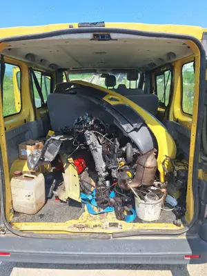 Renault trafic 2.0 litri an2008, 8+1 locuri - imagine 5