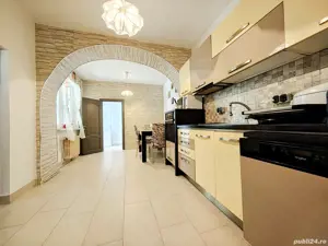 Casă de vânzare în Hunedoara, zona Chizid, 4 camere, 2 băi, renovata. 125000   - imagine 3