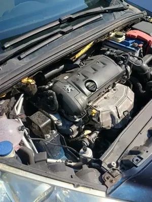 Peugeot 308 1.6.benz..an 2009 variante.. - imagine 3