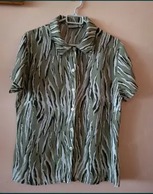 Bluza din viscoza ,marime M