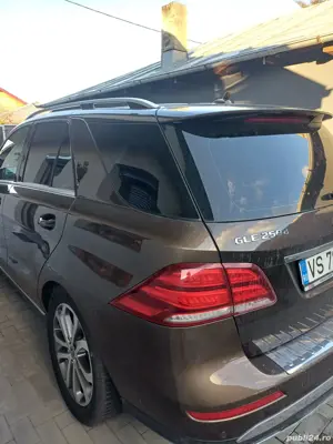Vând Mercedes  GLE 250 - imagine 2 Vând Mercedes  GLE 250 - imagine 2