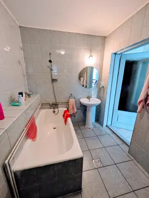 Casă cu teren generos de vânzare în Comarnic, Prahova   aproape de DN1 - imagine 7