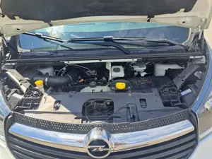 Opel Vivaro 8+1 locuri - imagine 10