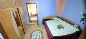 Casă cu 6 camere și 600 mp teren în comuna Ivești - imagine 7