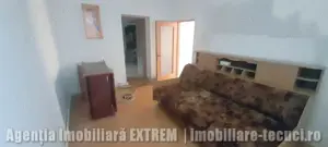 Casa de cărămidă cu 6 camere în Tecuci, 300mp teren în zona podului Bălcescu - imagine 7