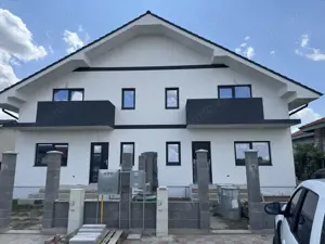 Sanmihaiul Roman Duplex P+M,4 Camere,terasa spatioasa