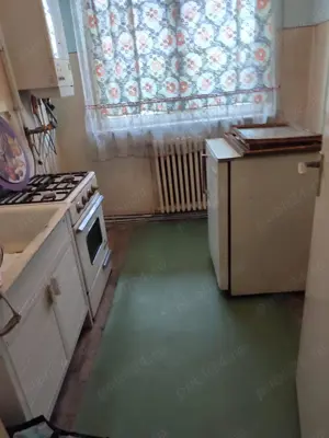 De vânzare : apartament cu 2 camere, 43 m2, Hunedoara, Micro 4, bloc din cărămidă. Centrală pe gaz. - imagine 9