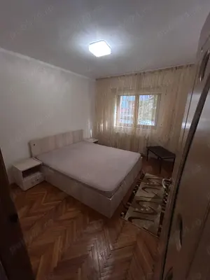 Inchiriere apartament 3 camere Soarelui - imagine 4