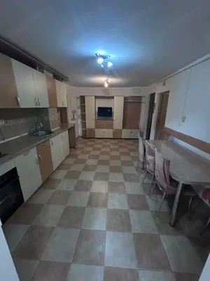 Inchiriere apartament 3 camere Soarelui - imagine 7