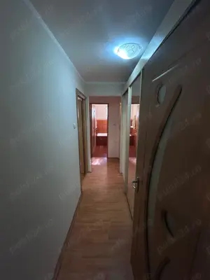 Inchiriere apartament 3 camere Soarelui - imagine 6