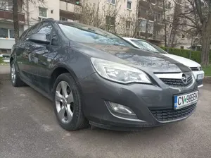 Opel Astra J Sports Tourer