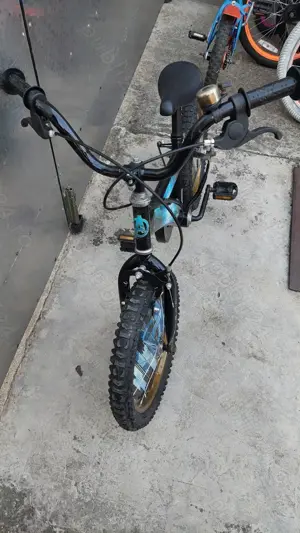 Vind bicicleta AVENGERS in stare foarte buna  - imagine 3