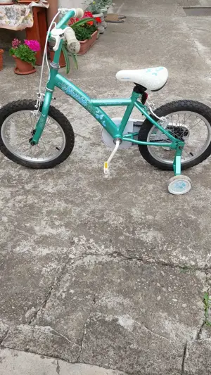 Vind bicicleta pentru fete in stare foarte buna  - imagine 2