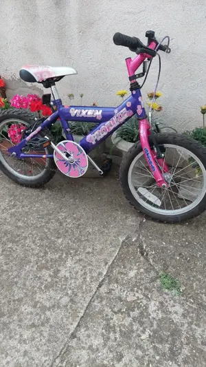 Vind bicicleta pentru fete in stare foarte buna 