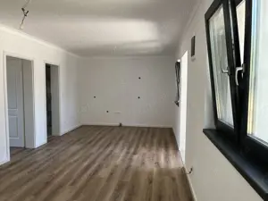 De vanzare casa in localitatea Colonie de Gepiu