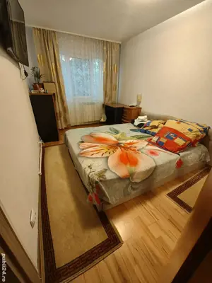 Proprietar vand apartament cu 4 camere , strada Covasna , sector 4 , cu centrala termica  - imagine 9