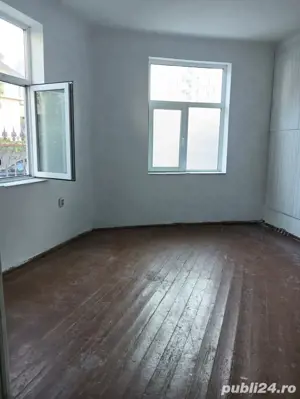 spațiu pentru depozitare.