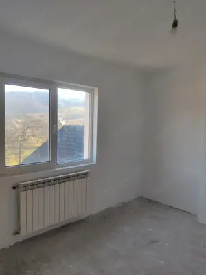 Casa cu garaj in Lăpuș Maramures - imagine 7