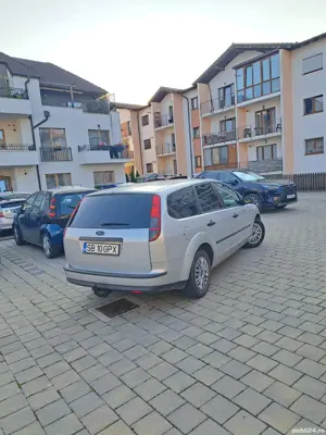 vand ford focus 2 1.6d  - imagine 5