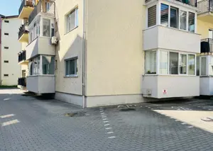 Apartament 3 camere mobilat   utilat, 2 balcoane închise, loc de parcare privat în Turnisor