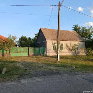 Casă cu teren 2877.mp la 27 km de Timișoara