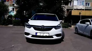 Ocazie !!! Opel Zafira Tourer 2017, 1.4 140 CP, benzina+GPL - imagine 4