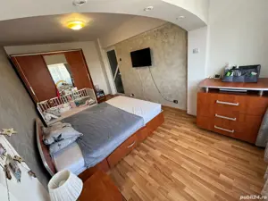 apartament 4 camere  - imagine 3